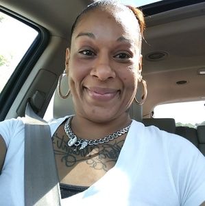 Meet your Posher, Karena